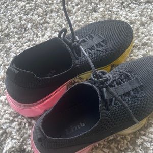 Link Girls' Flow Sport Sneakers -